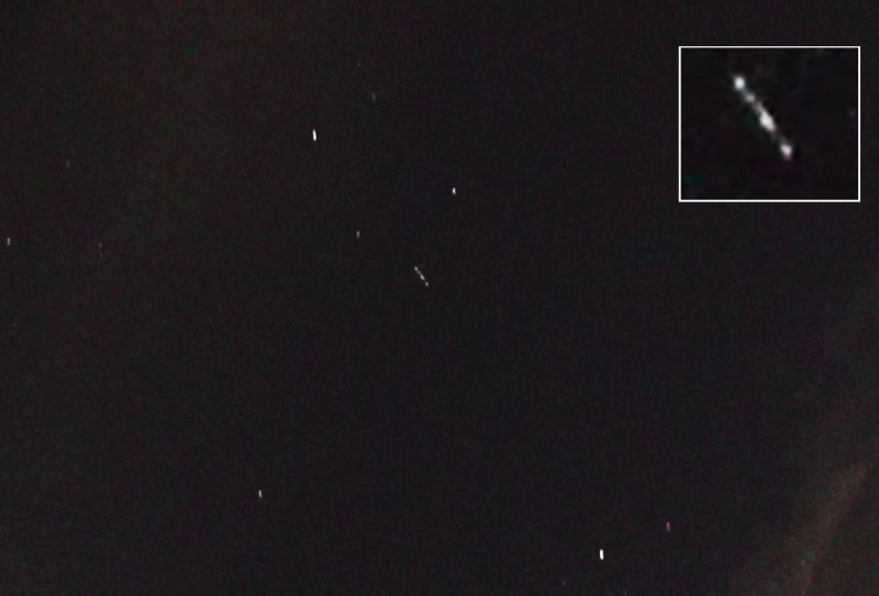 Obiekt ktory letel smerom z Vychodu na Zapad, na Bratislavu 11.09.2019 o hodine 20:58. Natocil som ho v Novych Zamkoch, nahodou, fotakom Sony A7S - oryginalny zaber: https://youtu.be/kBKHL6TscOA